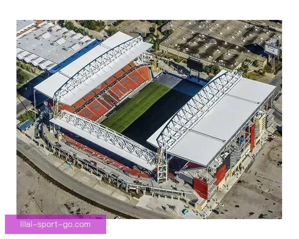 2026年加拿大世界杯球场设计与建设全景解析，创新与历史交汇之地